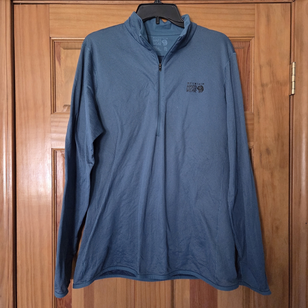 Mountain Hardwear Men's Teal Quarter-Zip Pullover
